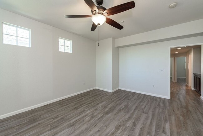Building Photo - Serenity and Luxury Abound in Eastlake!
