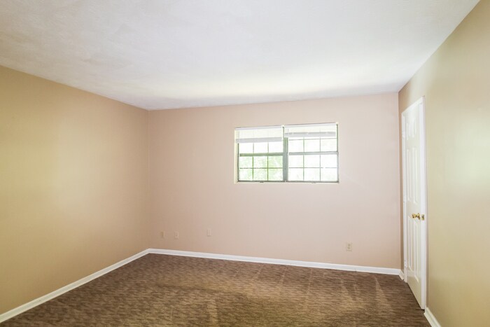 Building Photo - 2510 Hidden Cove Ct