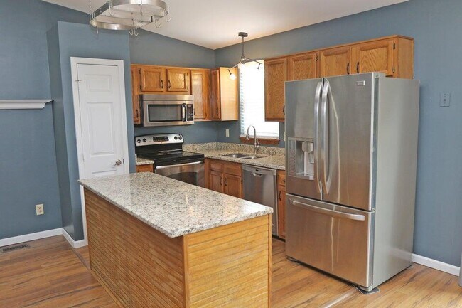 Building Photo - 4352 Cobblestone Knoll Dr