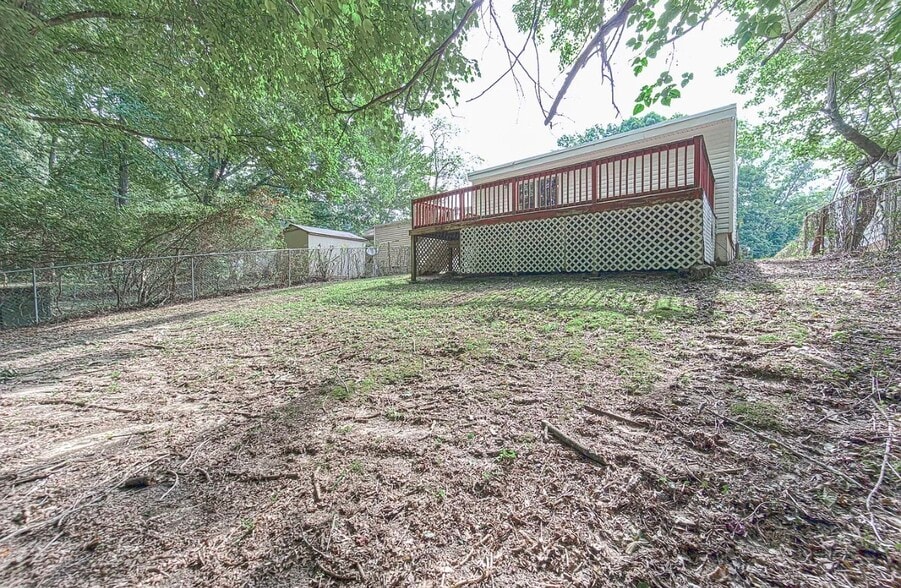 Building Photo - 1208 Louis Ln