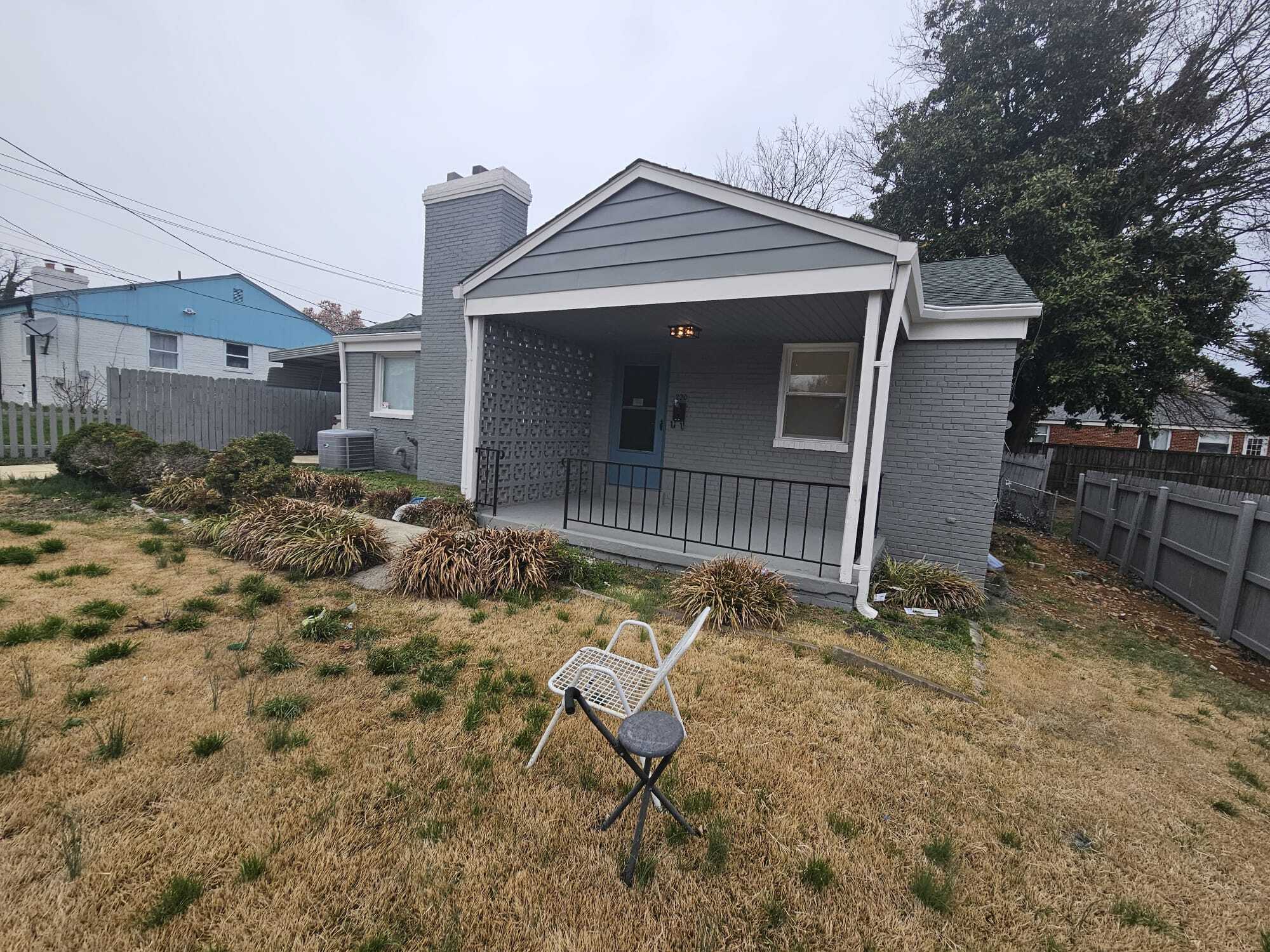 Building Photo - 220 University Blvd E