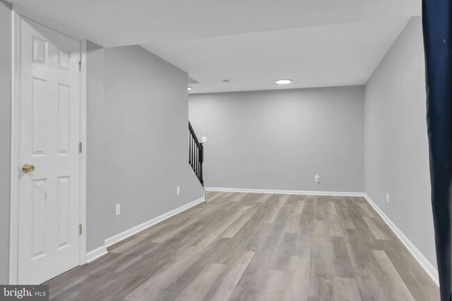 Building Photo - 2548 Port Potomac Ave