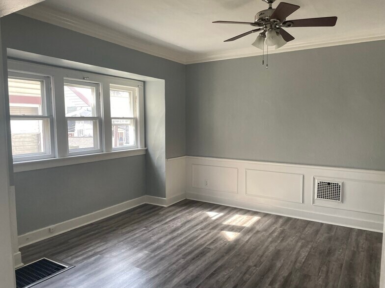 Building Photo - 4205 Overland Pky