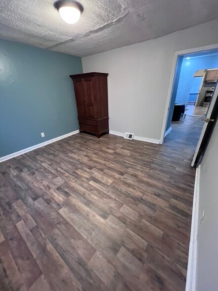 Building Photo - 2636 N Richards St