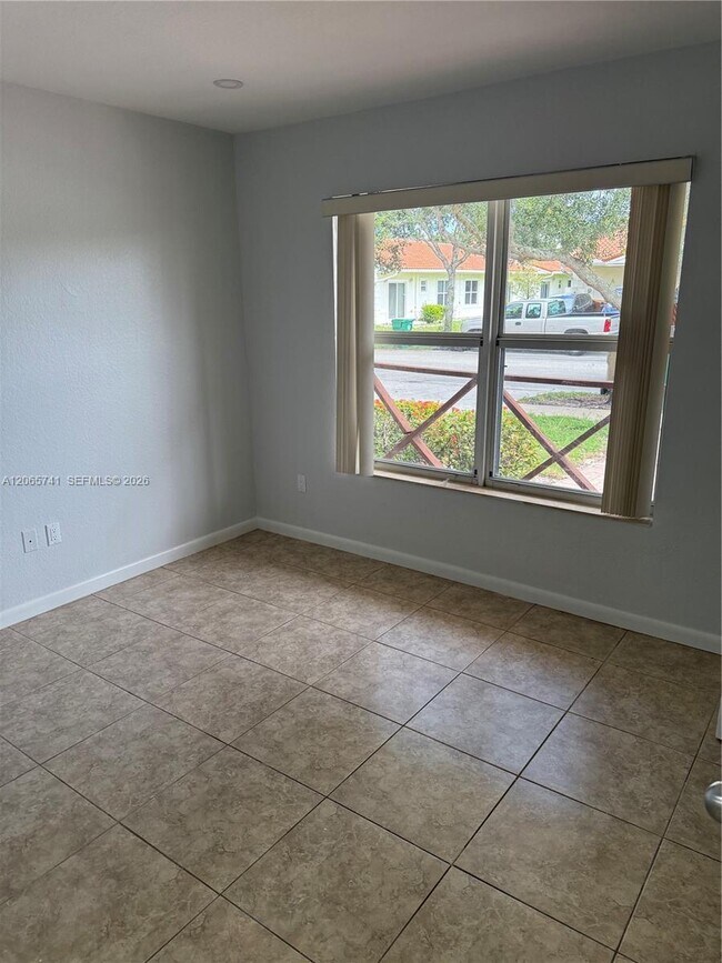Building Photo - 7600 NW 38th Ct