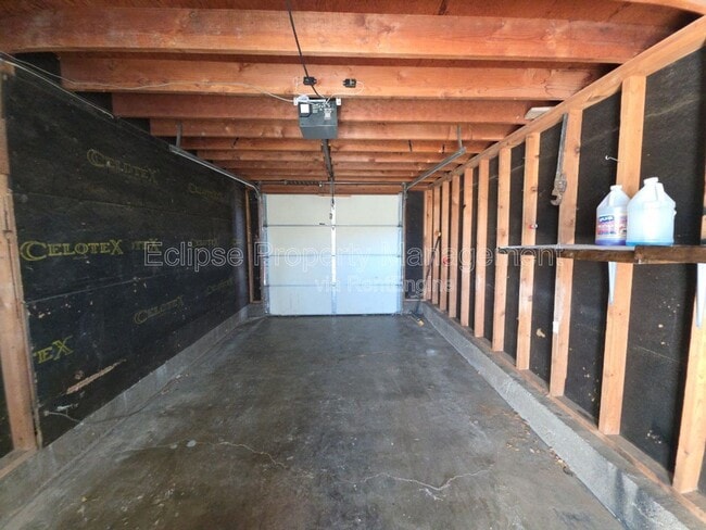 Building Photo - 503 Brown Ave