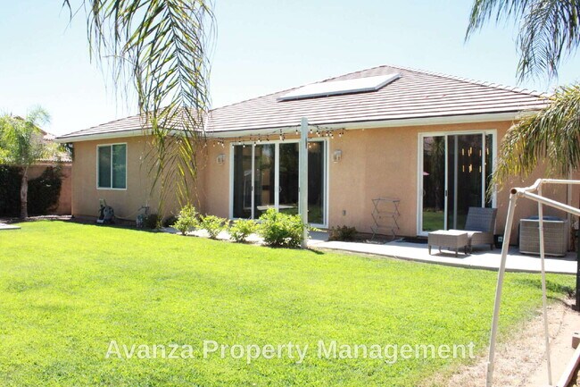 Building Photo - Home for Rent 4 Bed/2.5 Bath - 2,400 Sq Ft. Rent: $3,395/month Security Deposit: $3,495 Clovis Ea...