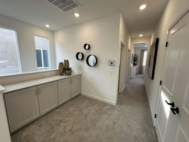 Building Photo - 2186 Tributary Dr