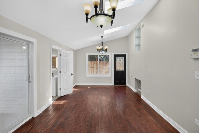 Building Photo - 9722 S Merrion Ave