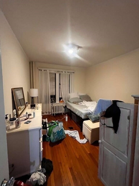 Building Photo - 452 Park Dr