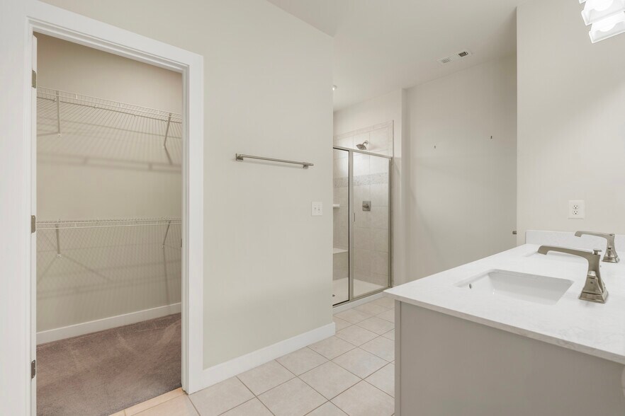 Primary Suite Bathroom - 1578 Drakes Creek Rd