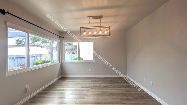 Building Photo - Light, Bright & Spacious 2-Story Home in t...
