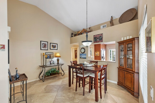 Building Photo - 182 Desert Falls Cir