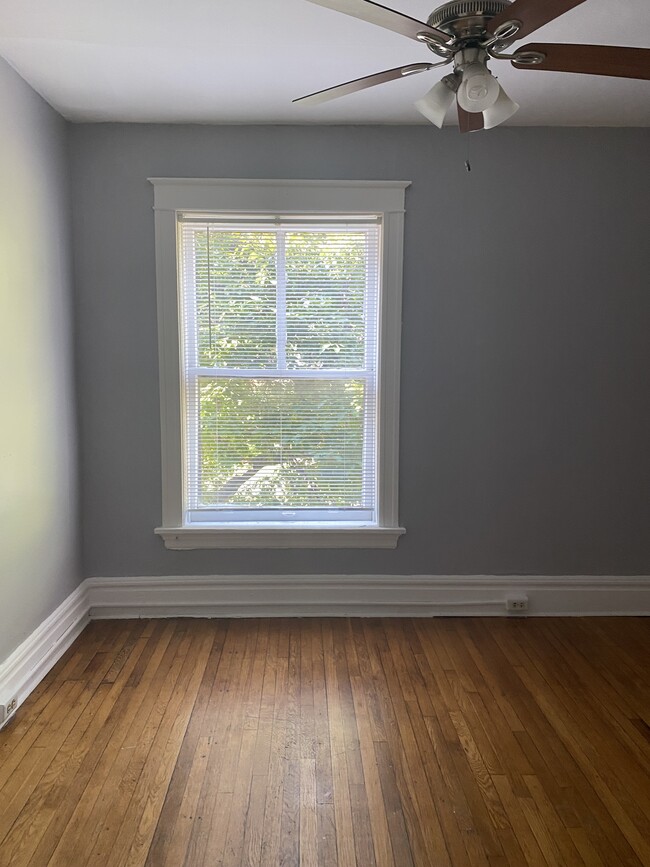 Building Photo - 6003
