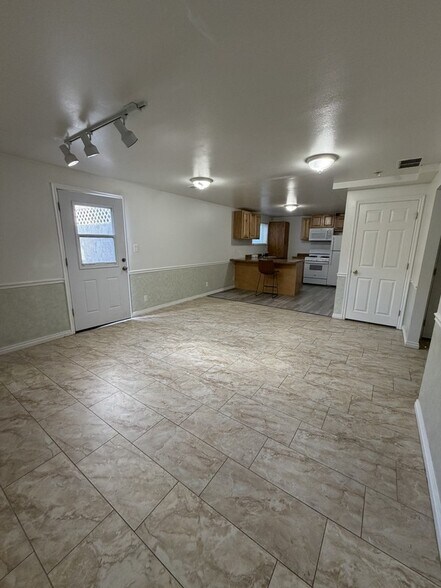 Building Photo - 1177 Rocky Mountain Way