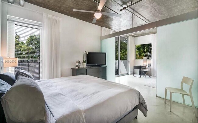 Building Photo - 1700 Meridian Ave