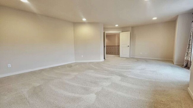 Building Photo - 10844 Muirwood Way NE