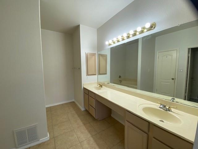 Building Photo - 2533 Lavendale Ct