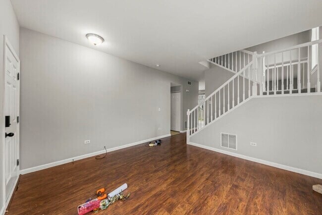 Building Photo - 2817 Hoffman St