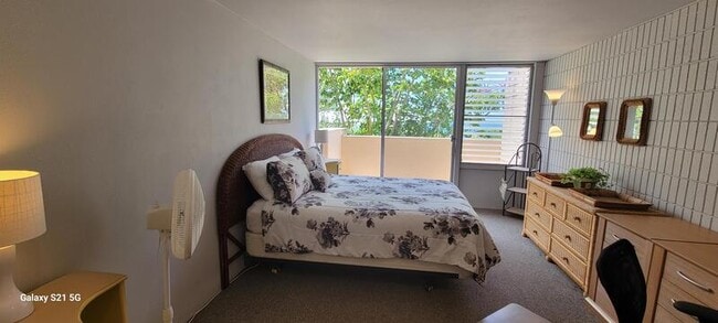 Building Photo - 84 Pukihae St