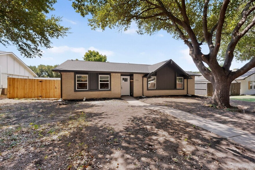 Building Photo - 1416 Pioneer Ln