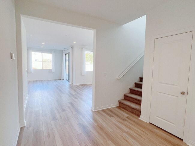 Building Photo - 29612 Tulipwood St