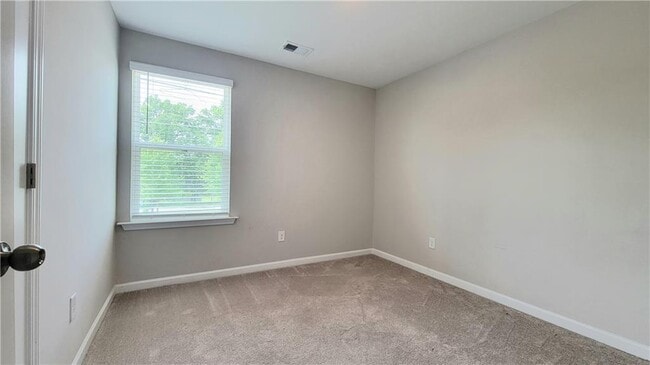 Building Photo - 17 Wynn Wy