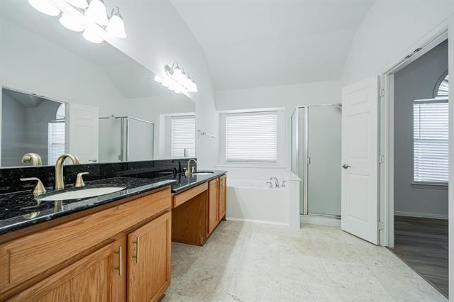 Building Photo - 910 Crater Lake Ct