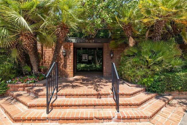 Building Photo - 11761 Sunset Blvd