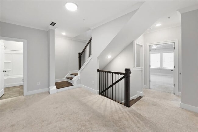 Building Photo - 2557 Oakbourne Ln