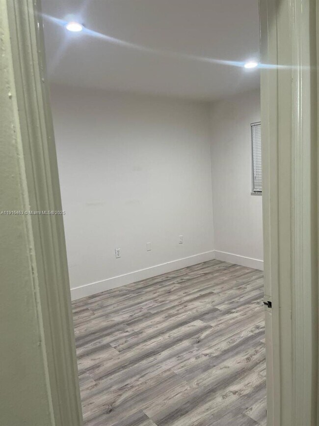 Building Photo - 5491 W 24th Ave