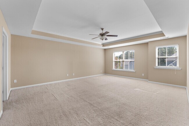 Building Photo - 261 Crown Heights Way