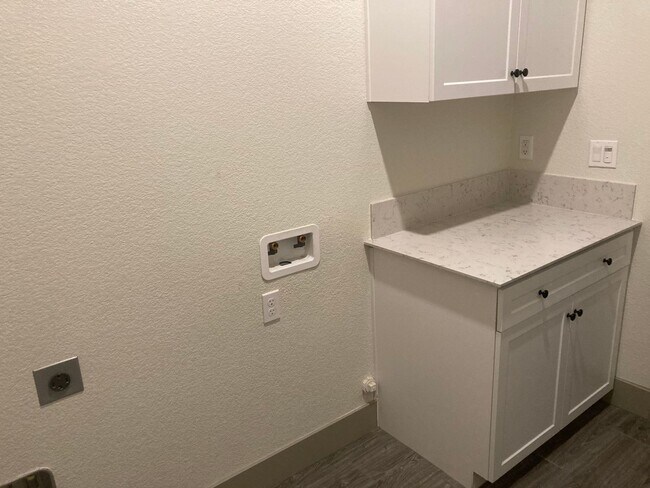 Building Photo - Moraga Single Level Beauty