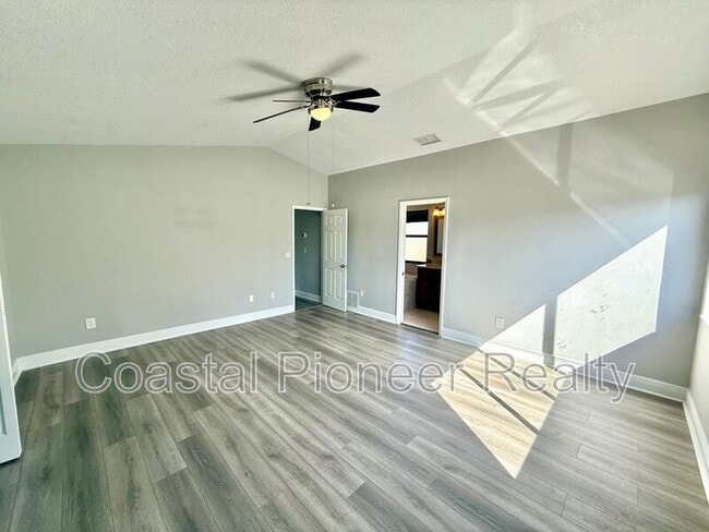 Building Photo - 8758 Huntfield St