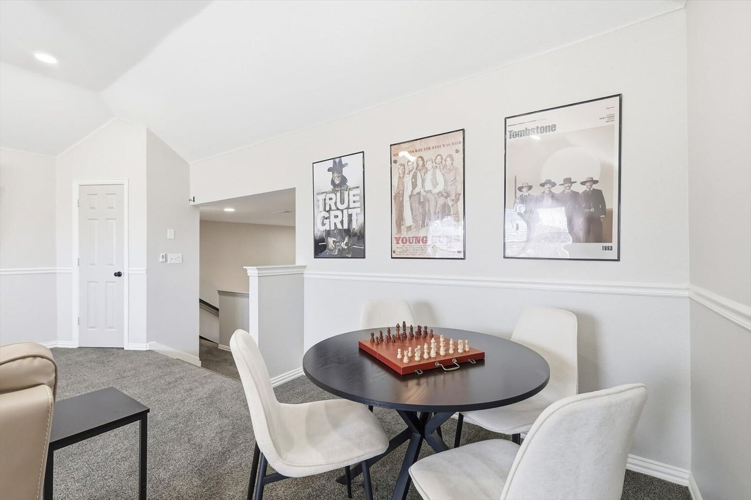 Building Photo - 2008 Vista Dr