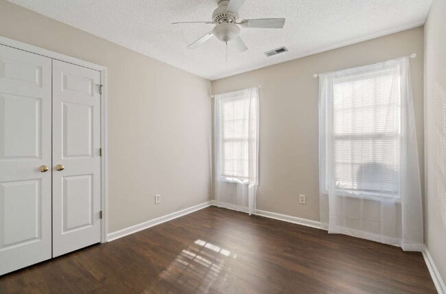 Building Photo - One-Story 3-Bedroom Home in Heart of Knightdale