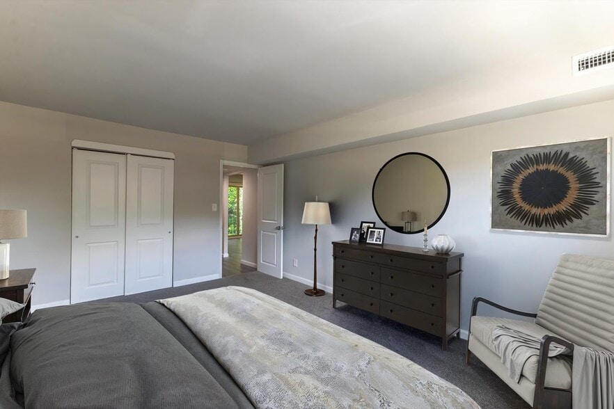 Building Photo - 101 E Gibbsboro Rd