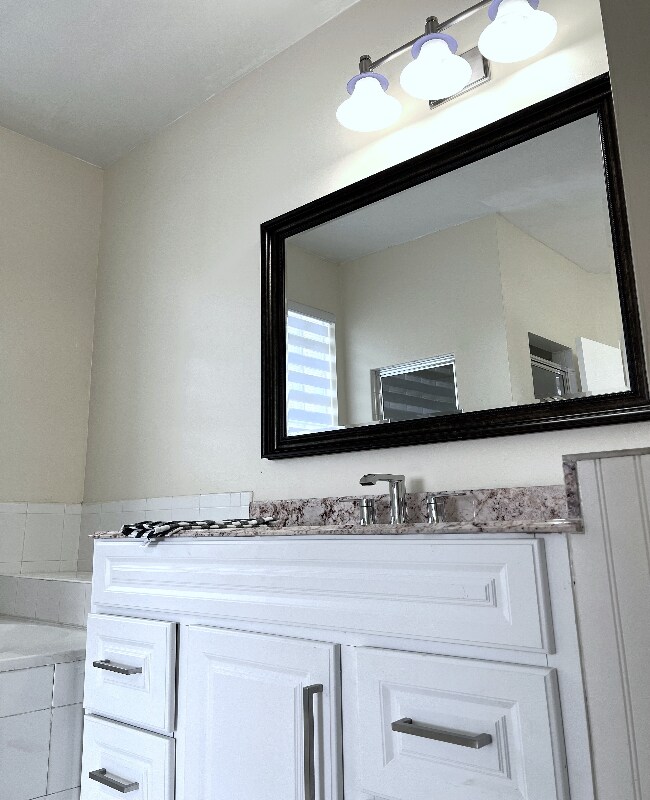 Building Photo - 15840 SW 152nd Ct