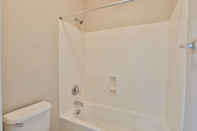 Building Photo - **Beautiful Home in Gilbert, AZ**
