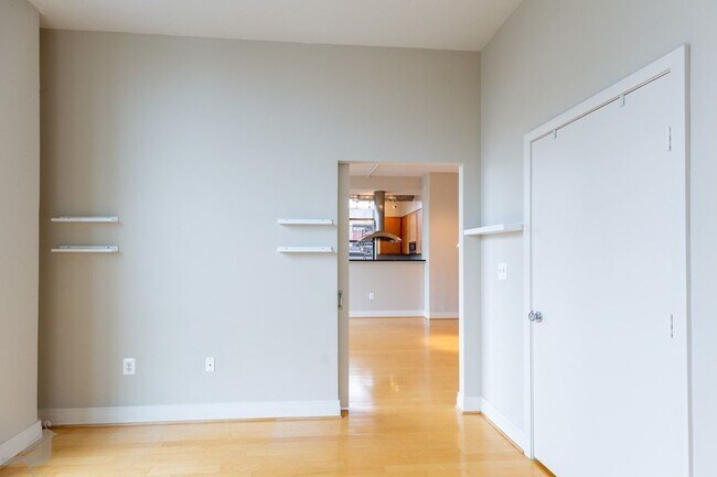 Building Photo - 2020 12th St NW