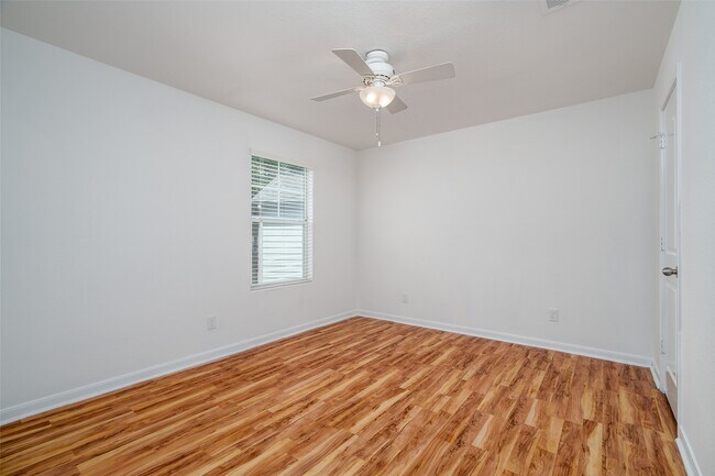 Building Photo - 17607 Sulphur Strm Ct