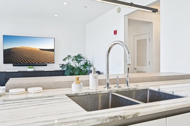 Building Photo - 363 E Wacker Dr