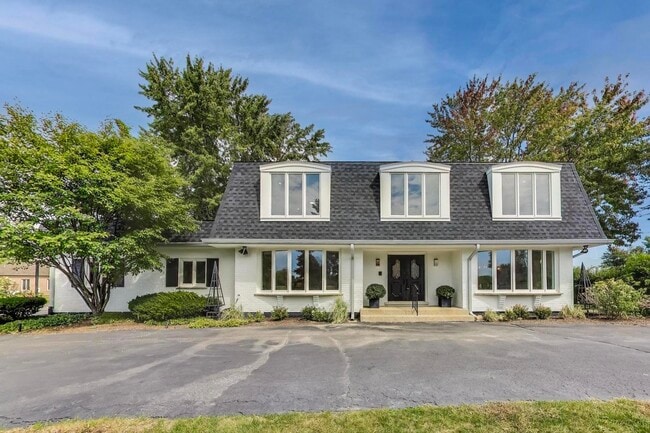 Primary Photo - 2408 Cumberland Cir