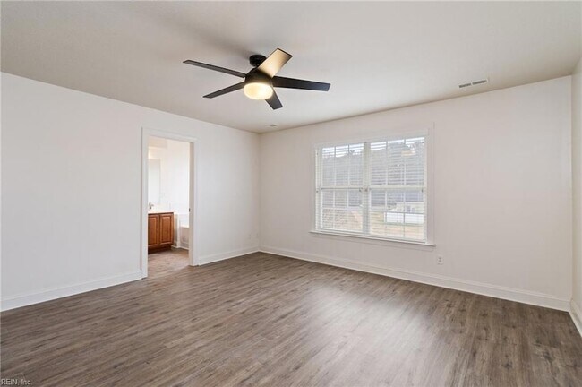 Building Photo - 112 Mount Vernon Ct