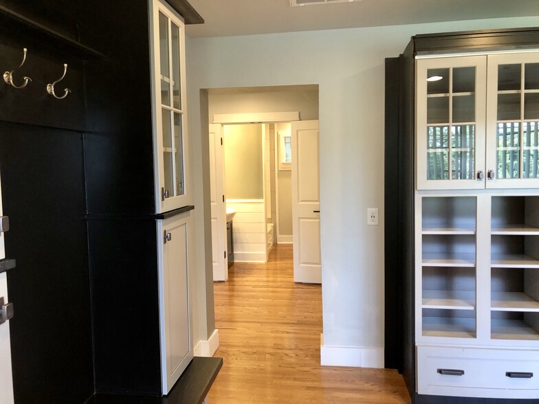 Hardwood floors throughout house are newly refinished. - 20400 Church St