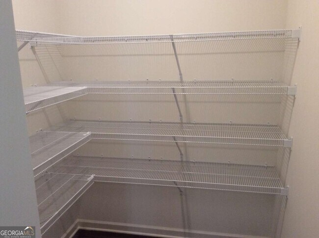 Building Photo - 7288 Emma Ct