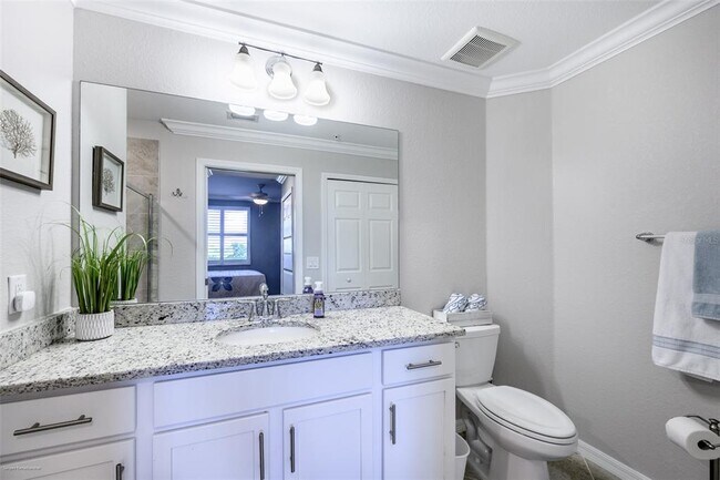 Building Photo - 14061 Heritage Landing Blvd