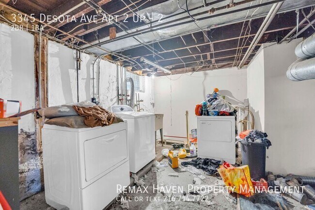 Building Photo - 3345 Desota Ave