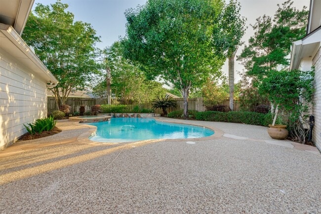 Building Photo - 5426 Portage Rock Ln