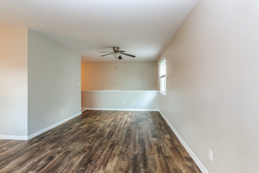 Building Photo - 6544 Portsmouth Dr